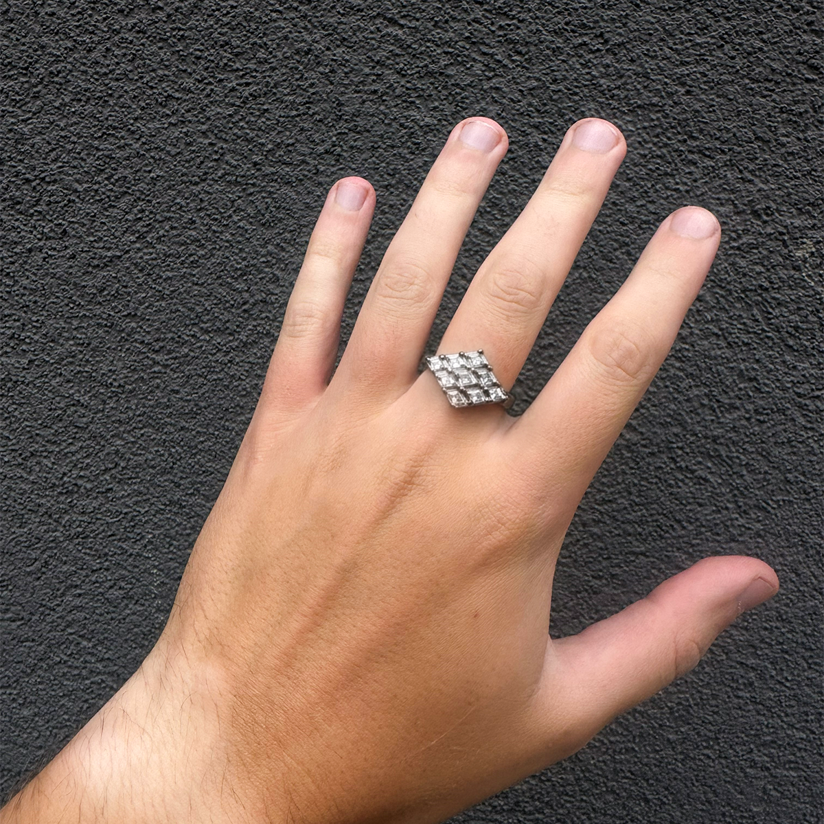 RHOMBUS GRID RING