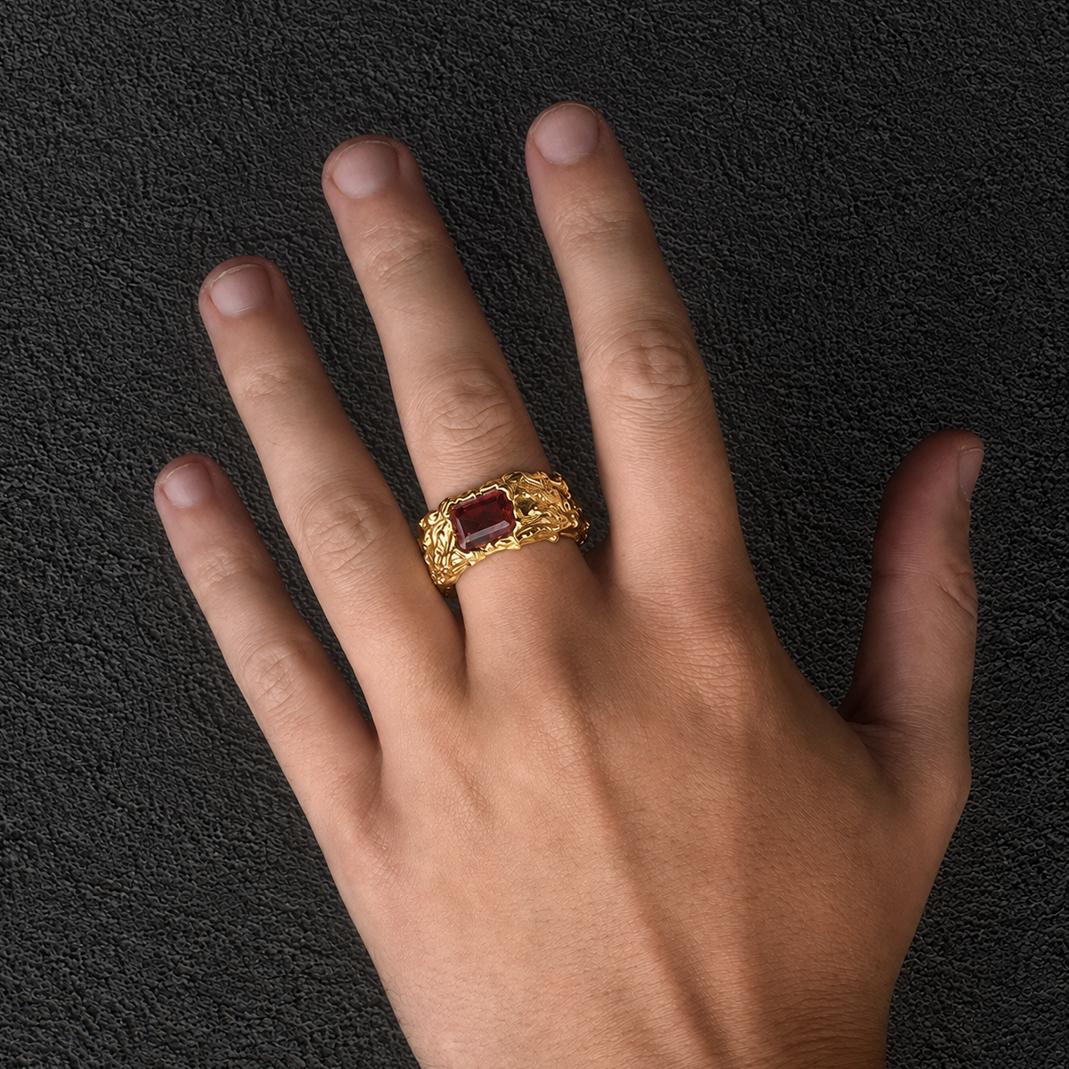MOLTEN GARNET RING