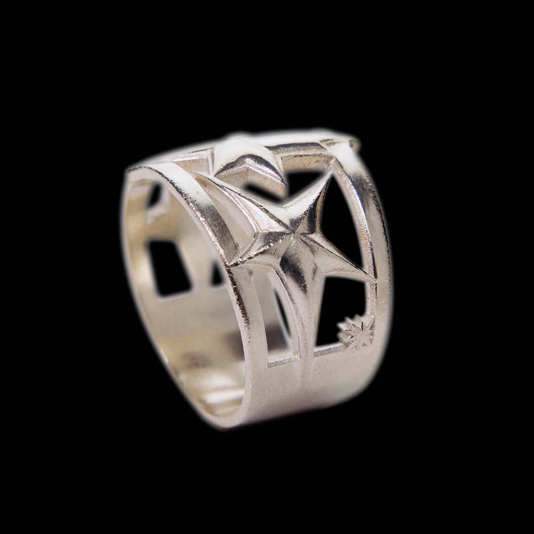 SHARP STARS RING