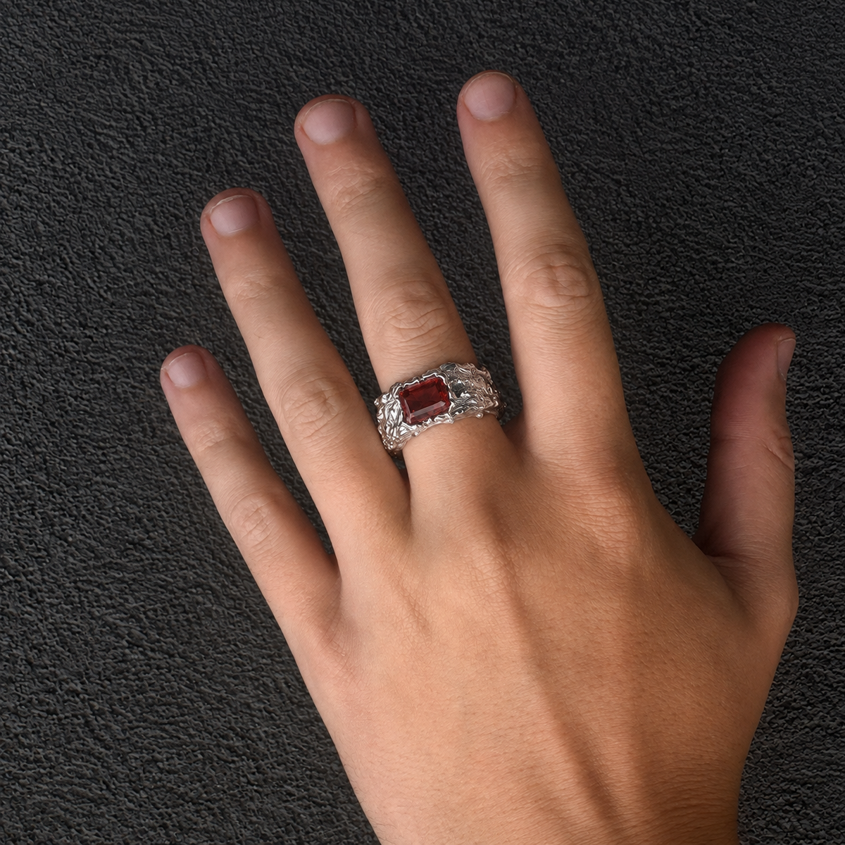 MOLTEN GARNET RING