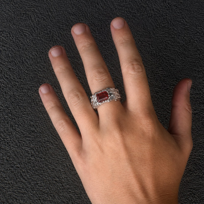 MOLTEN GARNET RING