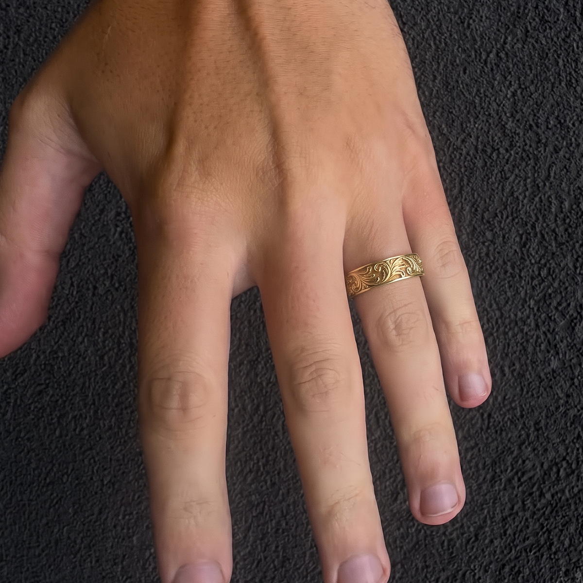 ORNAMENTAL VINE RING