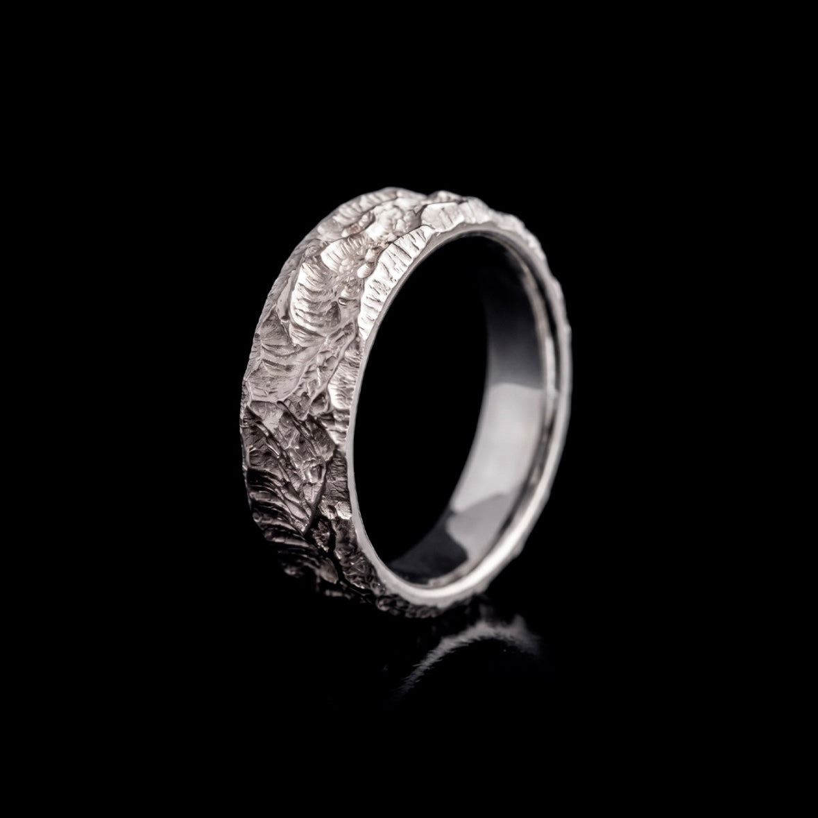 MOUNTAINS BAND RING